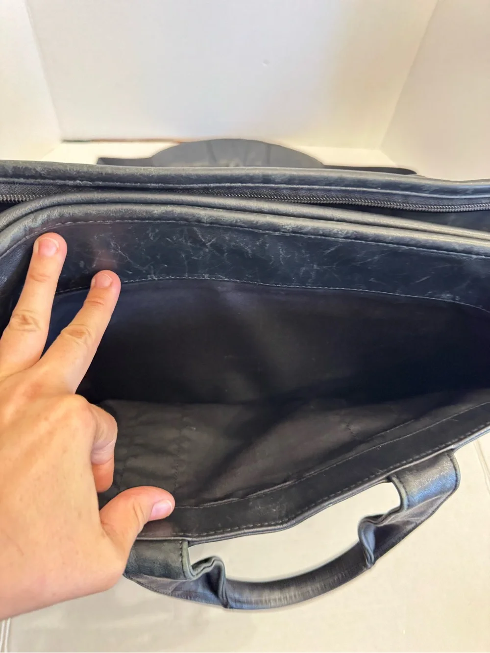 Tumi Leather Organizer Computer Brief Case 12